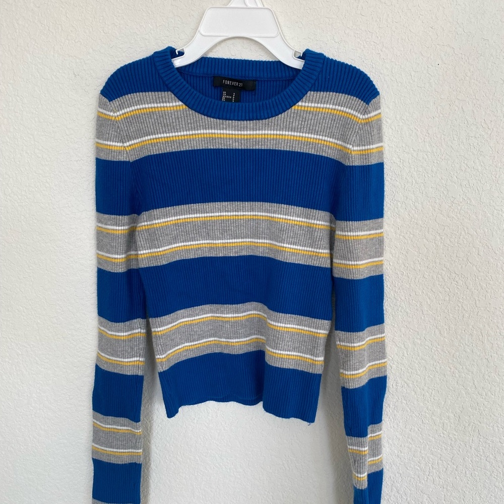 Forever 21 Long Sleeves Striped Semi Cropped Light Sweater Top Small - Picture 5 of 7